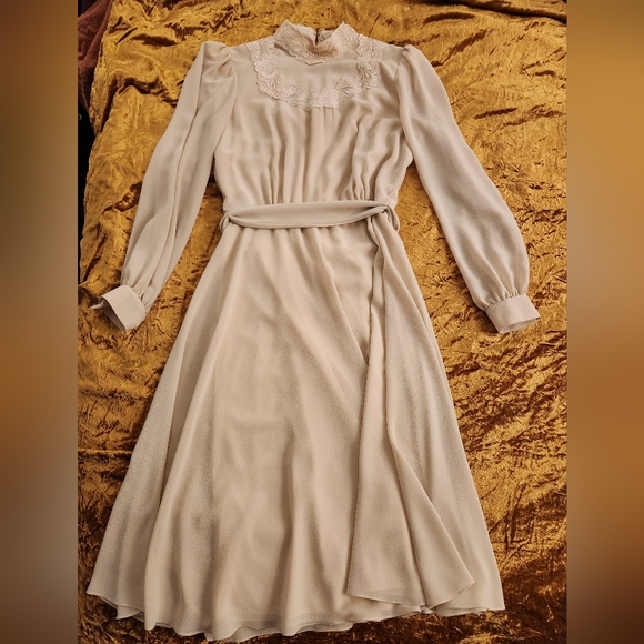 Vintage Dresses & Skirts - Vintage 1970s Embroidered High Neck Lace Dress